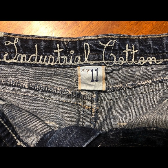 Ladies Industrial Cotton distressed denim shorts size 11 - Picture 5 of 5